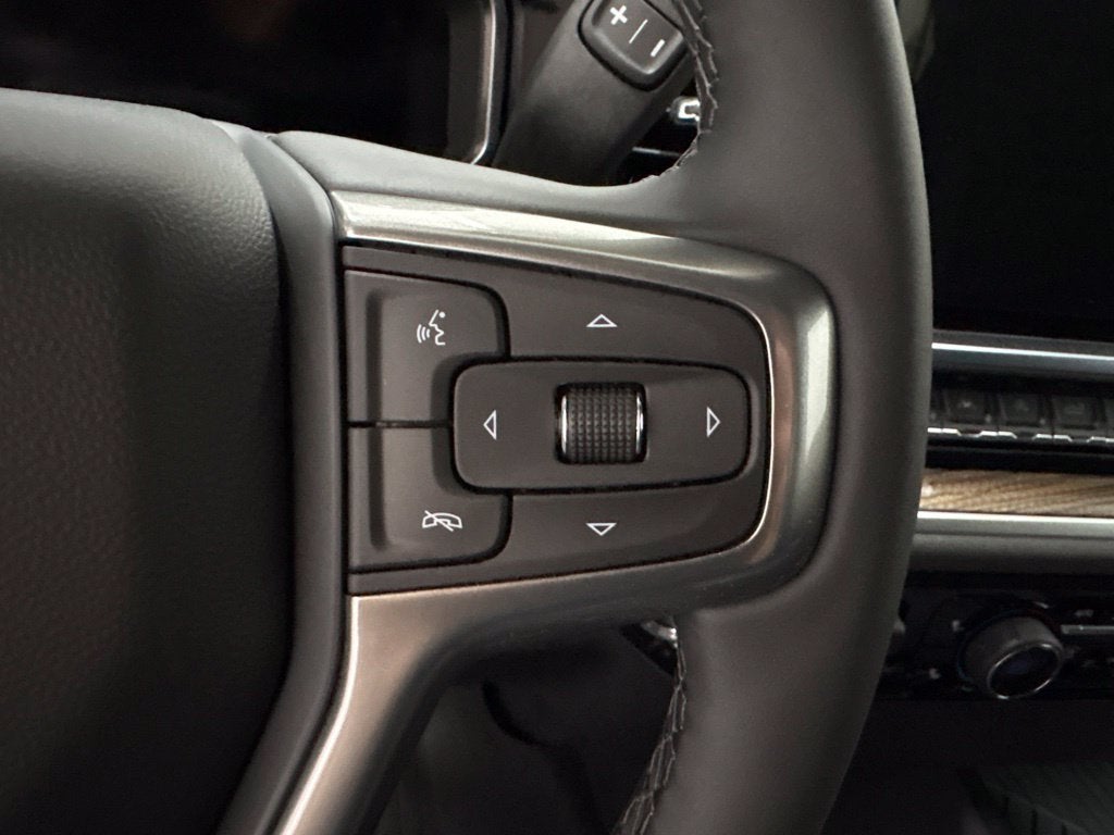 2026 Chevrolet Silverado 1500 RST Crew Cab Short Box 4WD