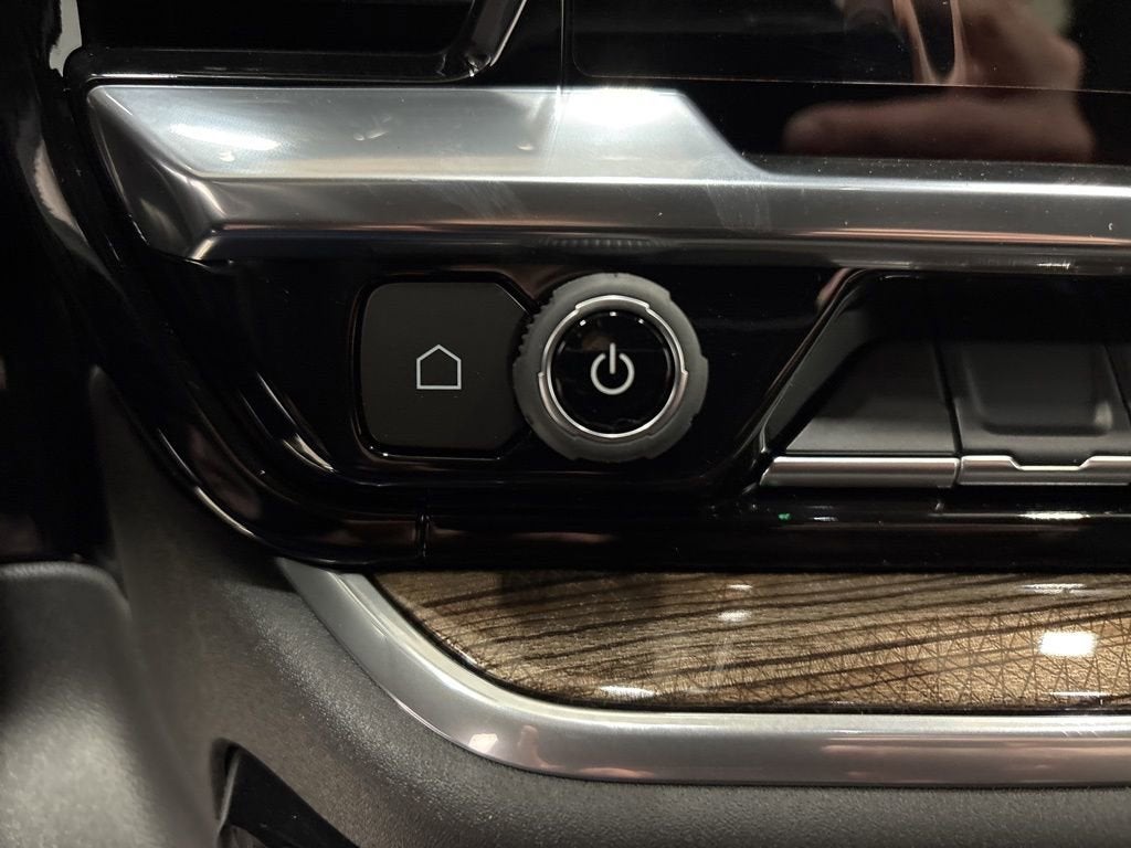 2026 Chevrolet Silverado 1500 RST Crew Cab Standard Box 4WD