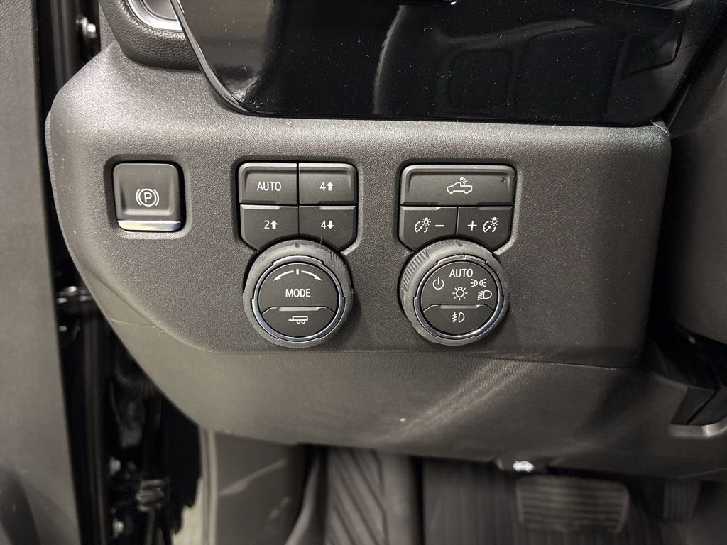 2026 Chevrolet Silverado 1500 RST Crew Cab Standard Box 4WD