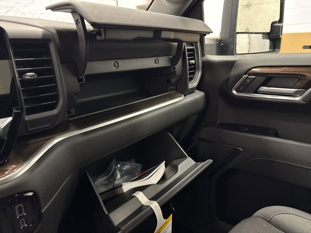 2026 Chevrolet Silverado 1500 RST Crew Cab Standard Box 4WD