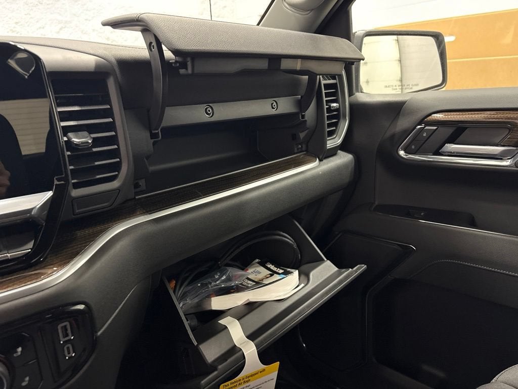 2026 Chevrolet Silverado 1500 RST Crew Cab Short Box 4WD
