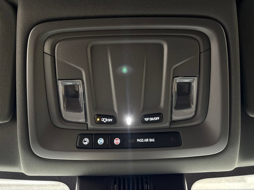 2026 Chevrolet Silverado 1500 RST Crew Cab Short Box 4WD