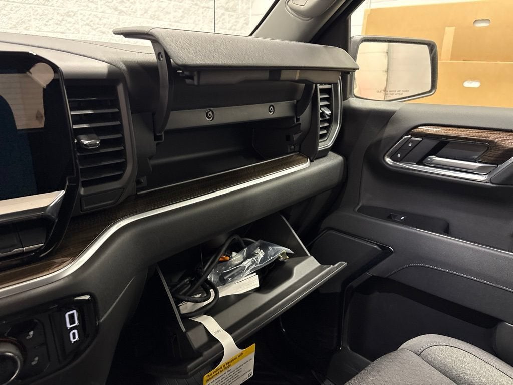 2026 Chevrolet Silverado 1500 RST Crew Cab Short Box 4WD