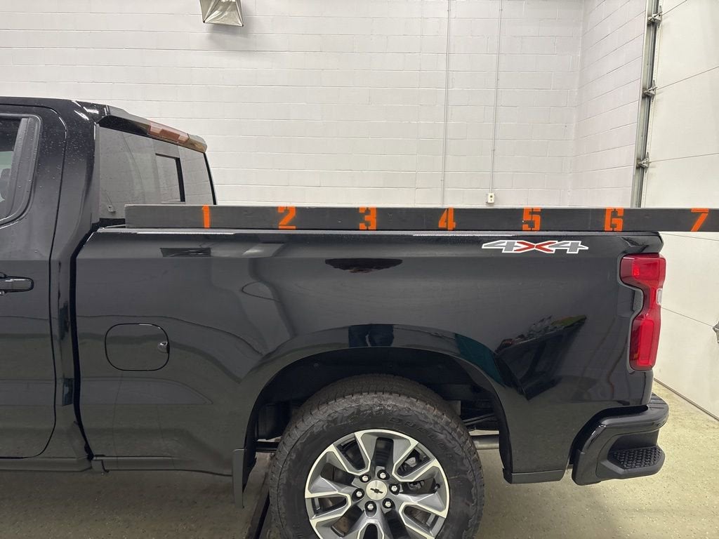 2026 Chevrolet Silverado 1500 RST Crew Cab Standard Box 4WD