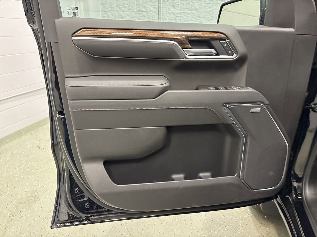 2026 Chevrolet Silverado 1500 RST Crew Cab Standard Box 4WD
