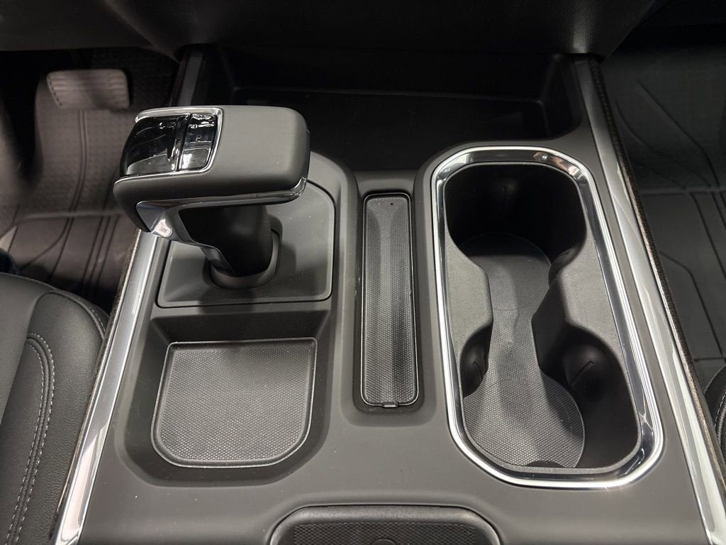 2026 Chevrolet Silverado 1500 RST Crew Cab Standard Box 4WD