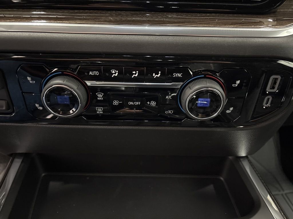 2026 Chevrolet Silverado 1500 RST Crew Cab Standard Box 4WD