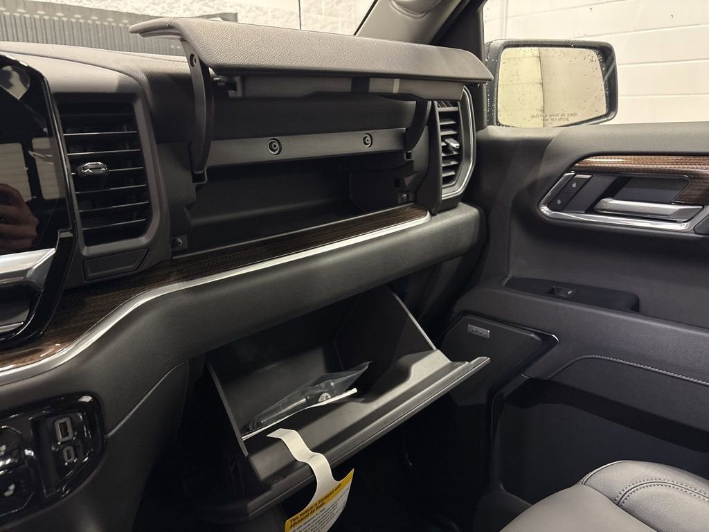 2026 Chevrolet Silverado 1500 RST Crew Cab Standard Box 4WD