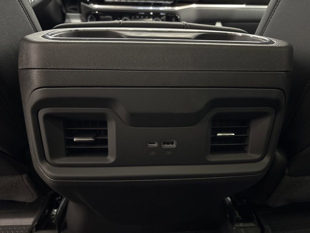 2026 Chevrolet Silverado 1500 RST Crew Cab Standard Box 4WD