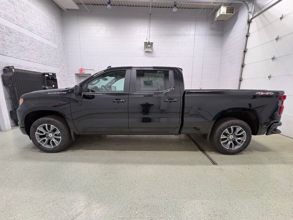 2026 Chevrolet Silverado 1500 RST Crew Cab Standard Box 4WD