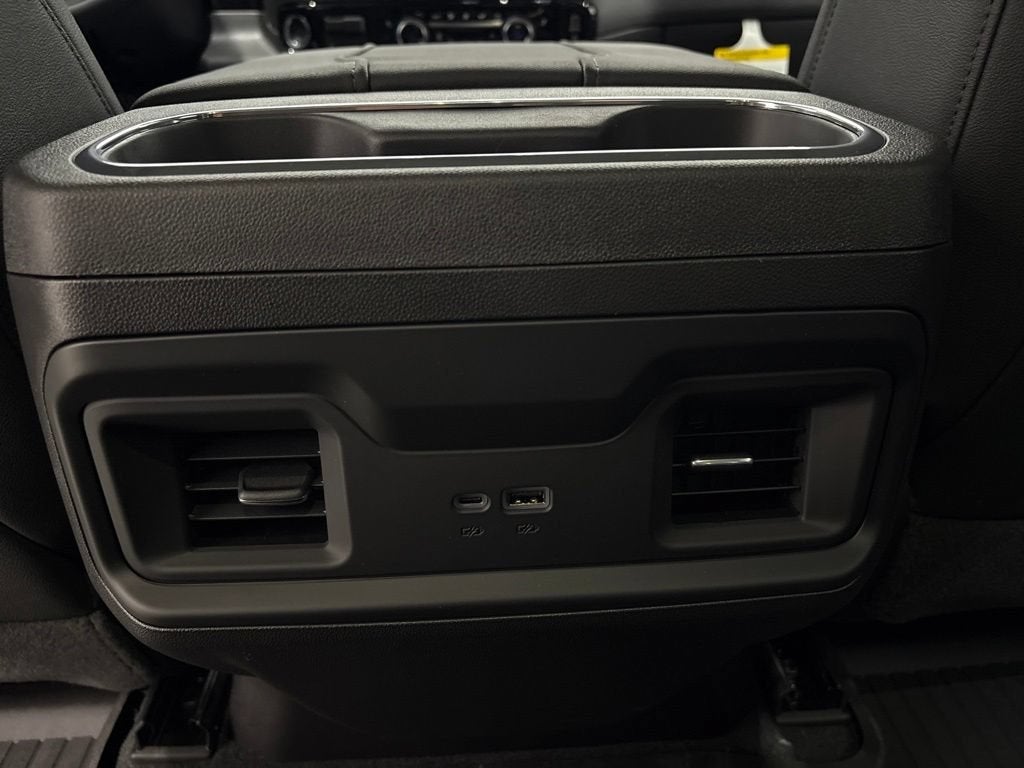 2026 Chevrolet Silverado 1500 LT Trail Boss Crew Cab Standard Box 4WD
