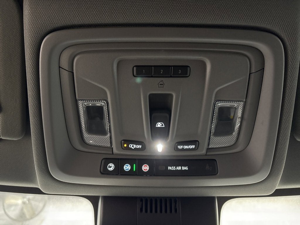 2026 Chevrolet Silverado 1500 LT Trail Boss Crew Cab Short Box 4WD