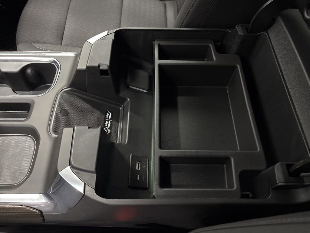 2026 Chevrolet Silverado 1500 LT Trail Boss Crew Cab Short Box 4WD