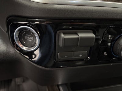 2026 Chevrolet Silverado 1500 LT Trail Boss Crew Cab Short Box 4WD