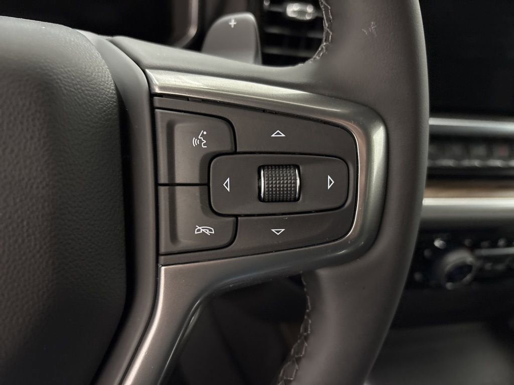 2026 Chevrolet Silverado 1500 LT Trail Boss Crew Cab Short Box 4WD