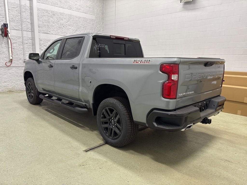 2026 Chevrolet Silverado 1500 LT Trail Boss Crew Cab Short Box 4WD