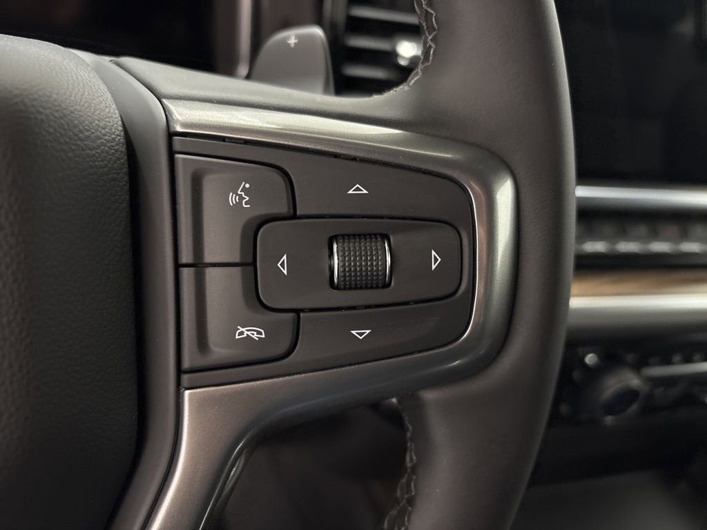 2026 Chevrolet Silverado 1500 LT Trail Boss Crew Cab Short Box 4WD