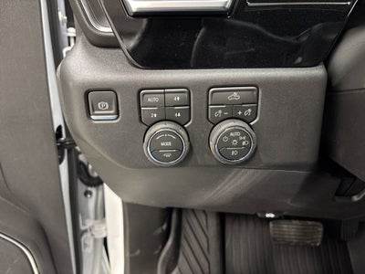 2026 Chevrolet Silverado 1500 LT Trail Boss Crew Cab Short Box 4WD