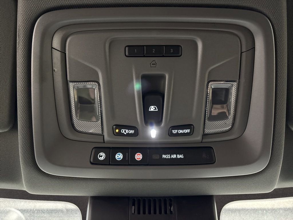2026 Chevrolet Silverado 1500 LT Trail Boss Crew Cab Short Box 4WD