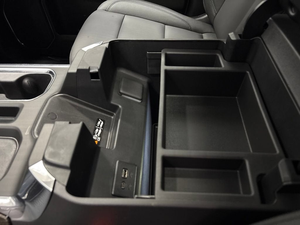 2026 Chevrolet Silverado 1500 LT Trail Boss Crew Cab Short Box 4WD