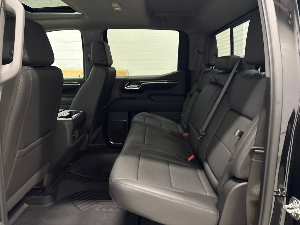 2026 Chevrolet Silverado 1500 LT Trail Boss Crew Cab Short Box 4WD
