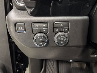 2026 Chevrolet Silverado 1500 LT Trail Boss Crew Cab Short Box 4WD