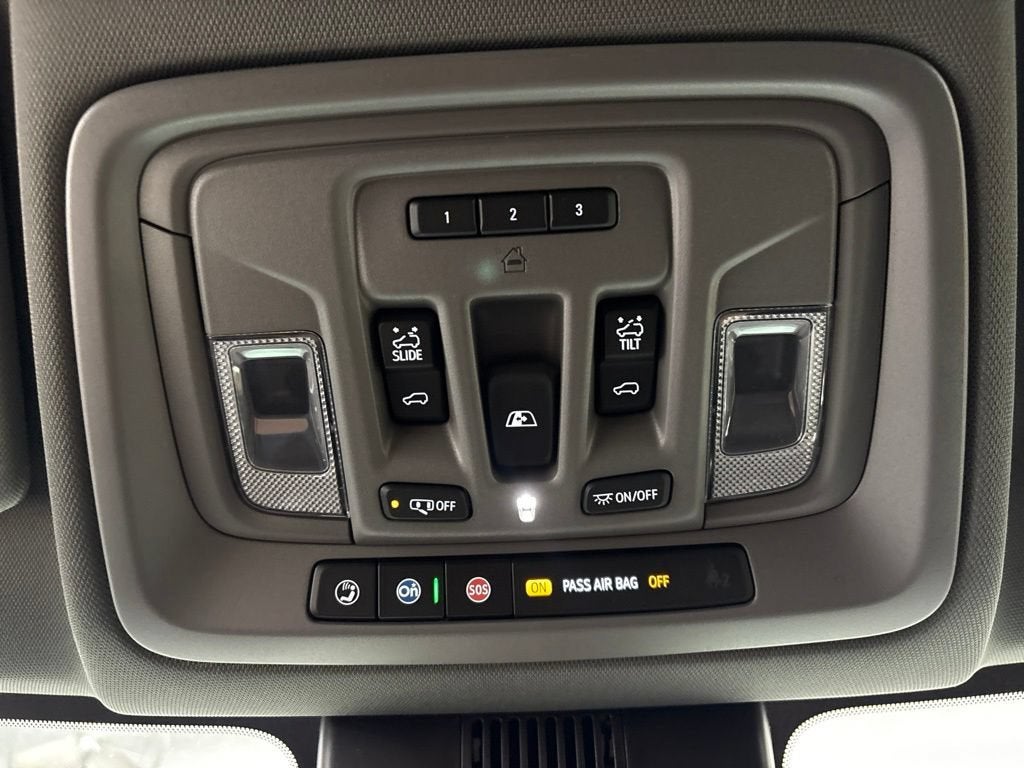 2026 Chevrolet Silverado 1500 LT Trail Boss Crew Cab Short Box 4WD