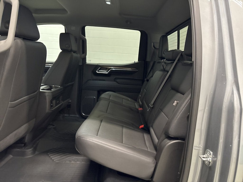 2026 Chevrolet Silverado 1500 LT Trail Boss Crew Cab Short Box 4WD