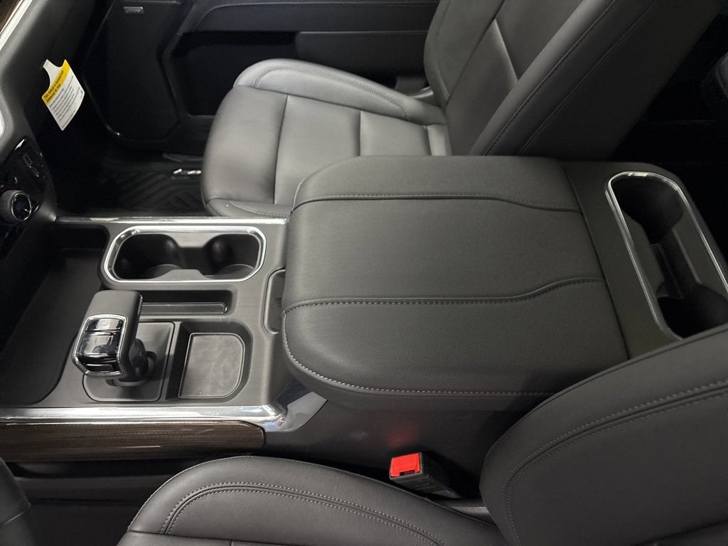 2026 Chevrolet Silverado 1500 LT Trail Boss Crew Cab Short Box 4WD