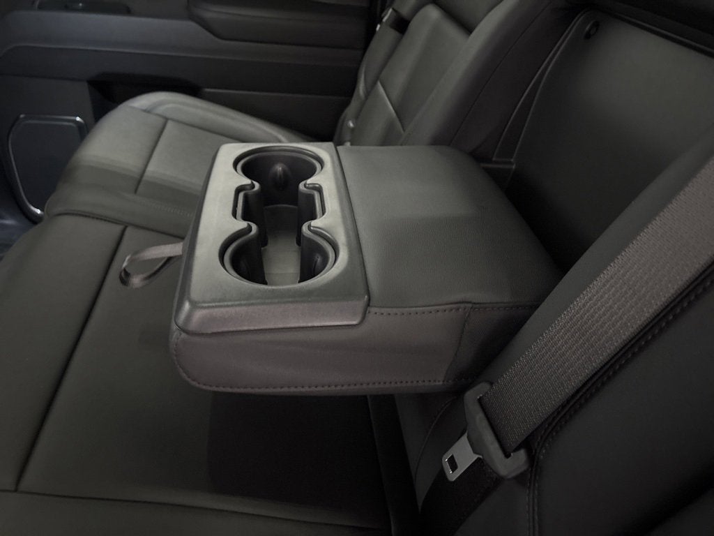 2026 Chevrolet Silverado 1500 LT Trail Boss Crew Cab Short Box 4WD