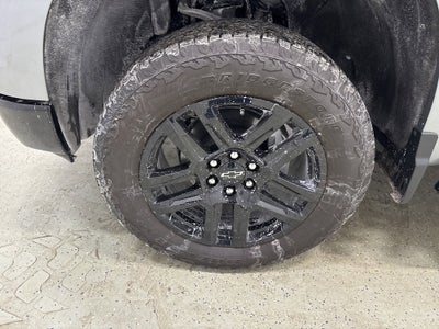 2026 Chevrolet Silverado 1500 LT Trail Boss Crew Cab Short Box 4WD