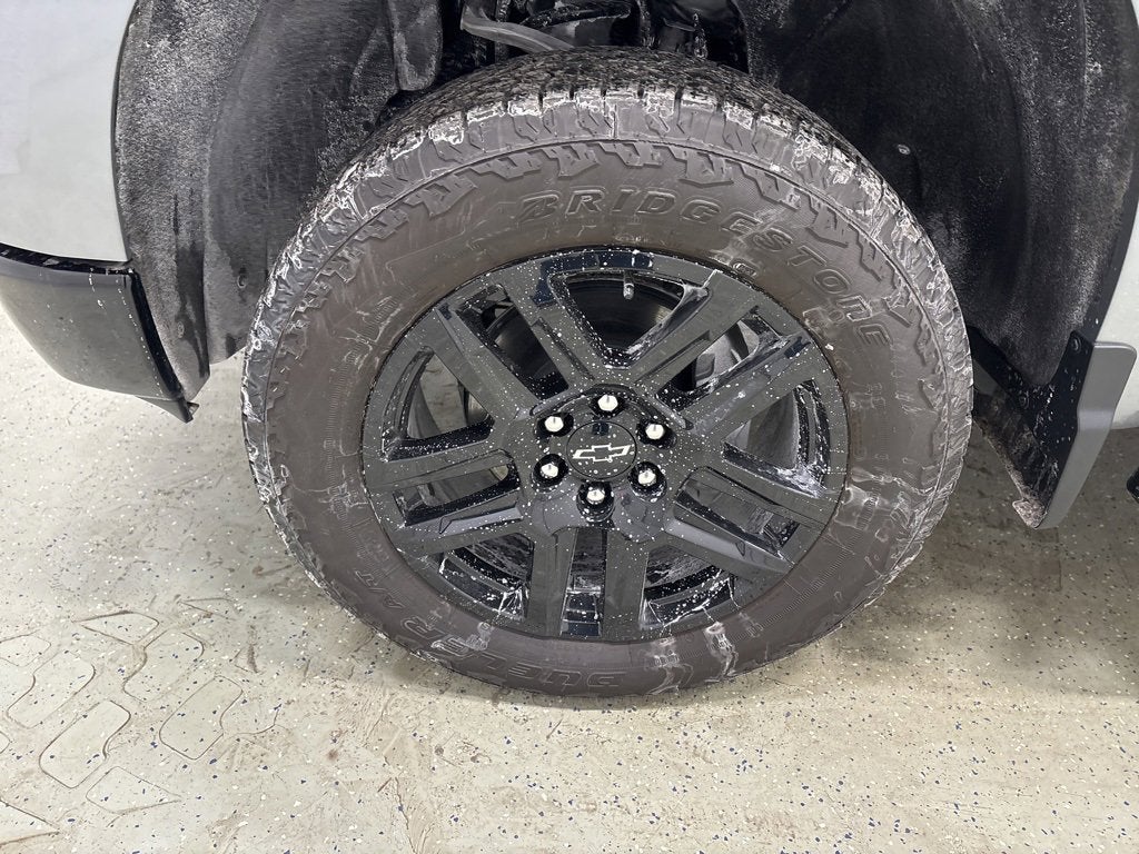 2026 Chevrolet Silverado 1500 LT Trail Boss Crew Cab Short Box 4WD