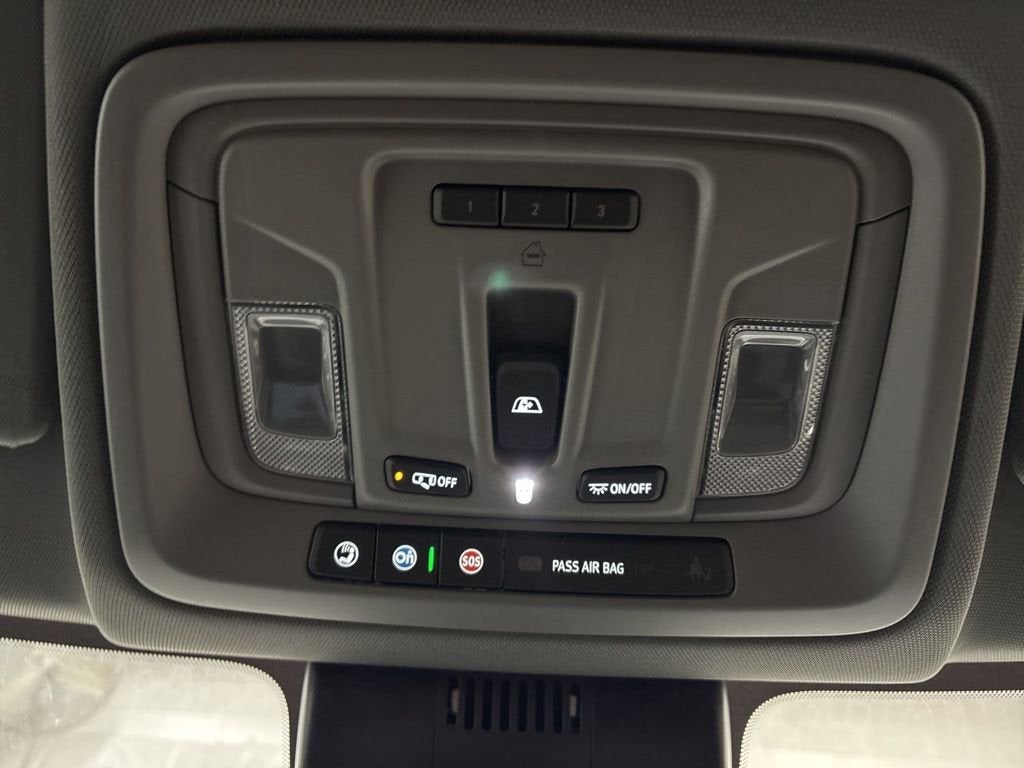 2026 Chevrolet Silverado 1500 LT Trail Boss Crew Cab Short Box 4WD