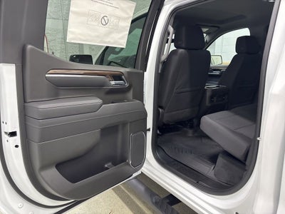 2026 Chevrolet Silverado 1500 LT Trail Boss Crew Cab Short Box 4WD