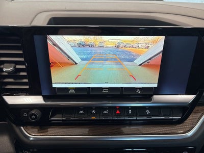 2026 Chevrolet Silverado 1500 LT Trail Boss Crew Cab Short Box 4WD