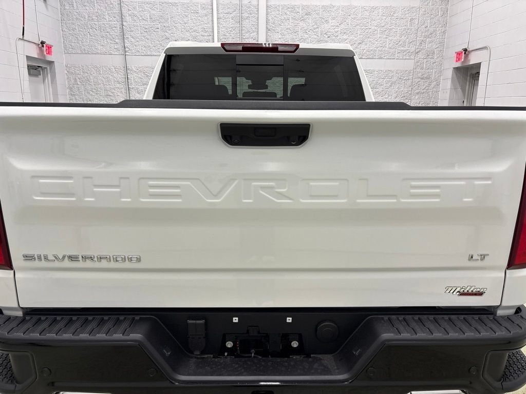 2026 Chevrolet Silverado 1500 LT Trail Boss Crew Cab Short Box 4WD