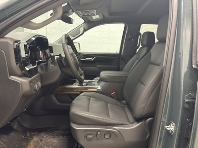 2026 Chevrolet Silverado 1500 LT Trail Boss Crew Cab Short Box 4WD