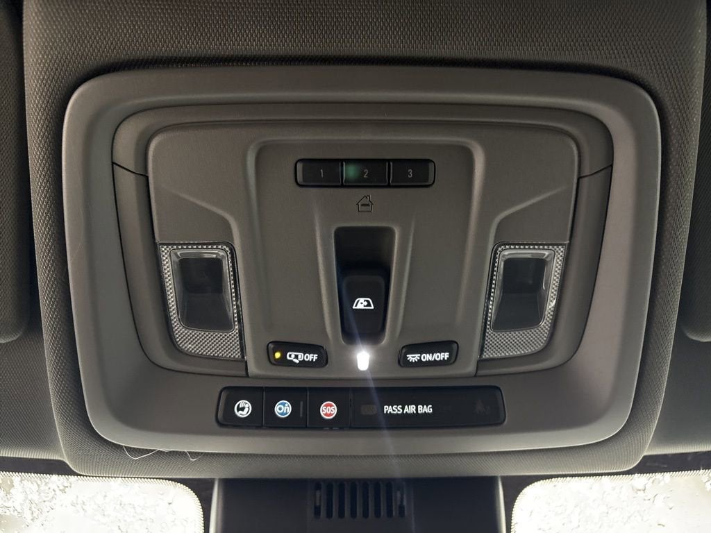 2026 Chevrolet Silverado 1500 LT Trail Boss Crew Cab Short Box 4WD