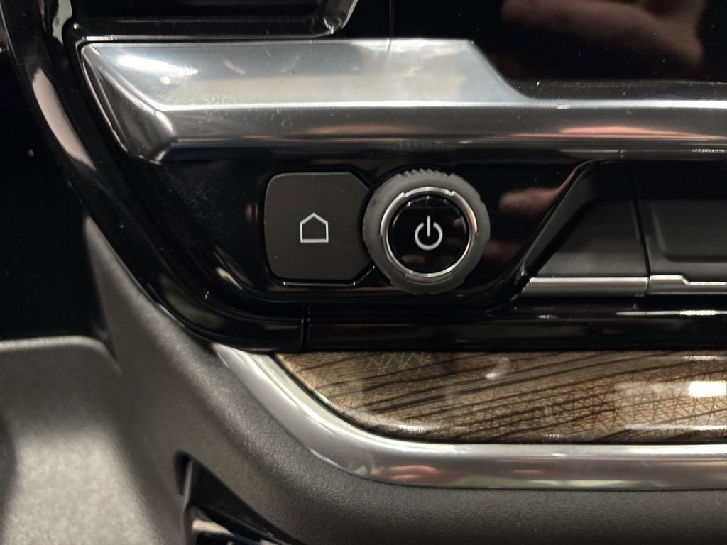 2026 Chevrolet Silverado 1500 LT Trail Boss Crew Cab Short Box 4WD