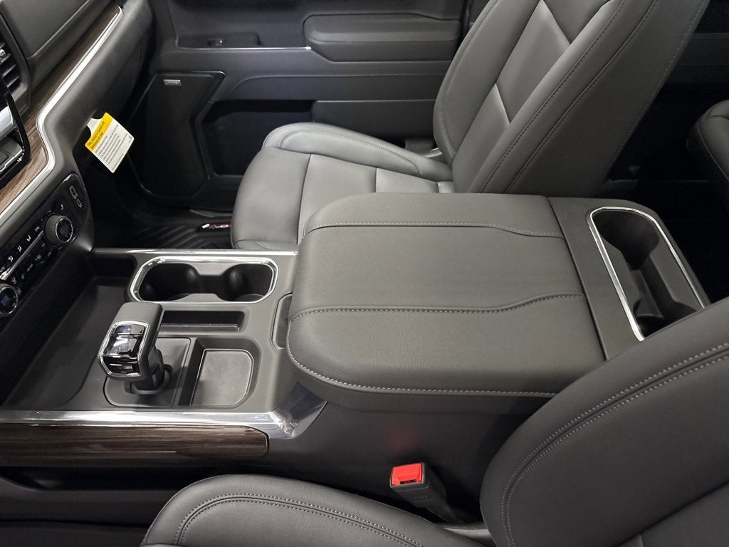 2026 Chevrolet Silverado 1500 LT Trail Boss Crew Cab Standard Box 4WD