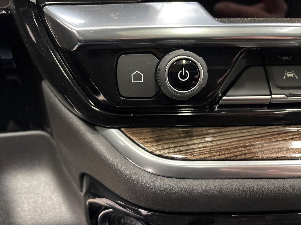 2026 Chevrolet Silverado 1500 LT Trail Boss Crew Cab Standard Box 4WD