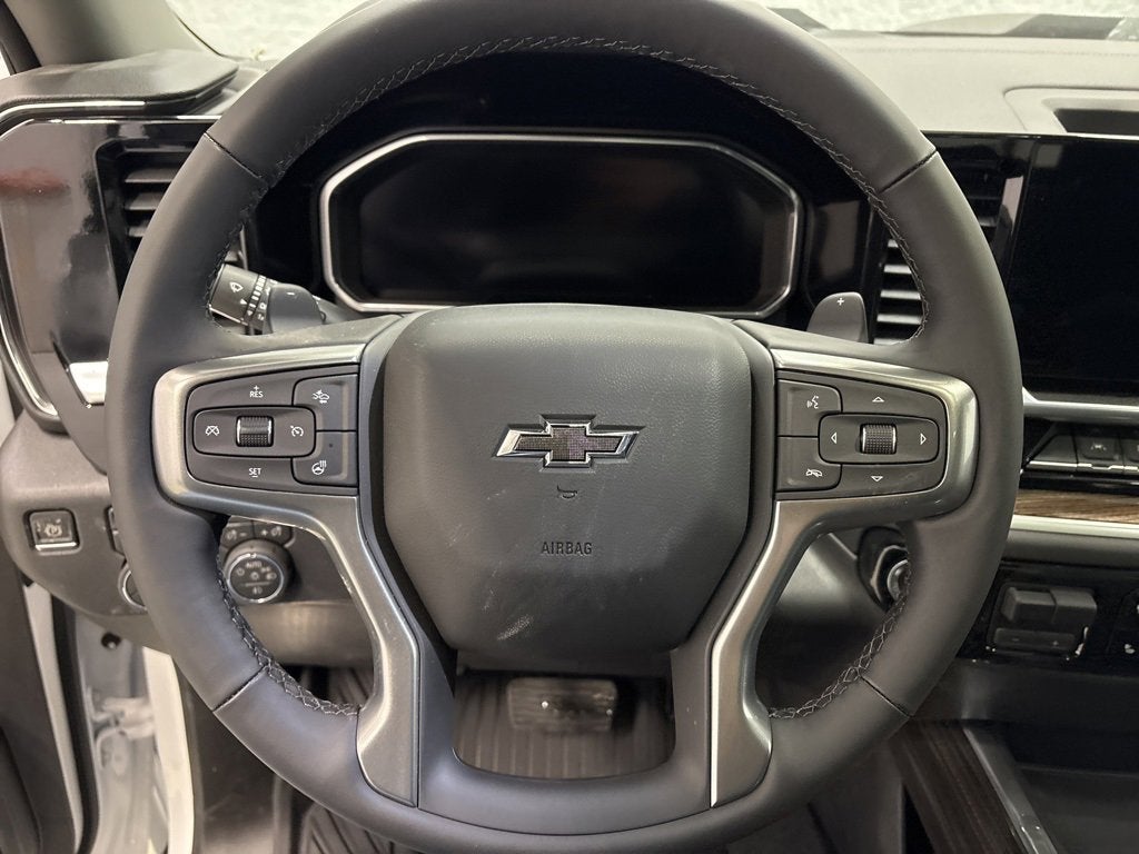 2026 Chevrolet Silverado 1500 LT Trail Boss Crew Cab Standard Box 4WD