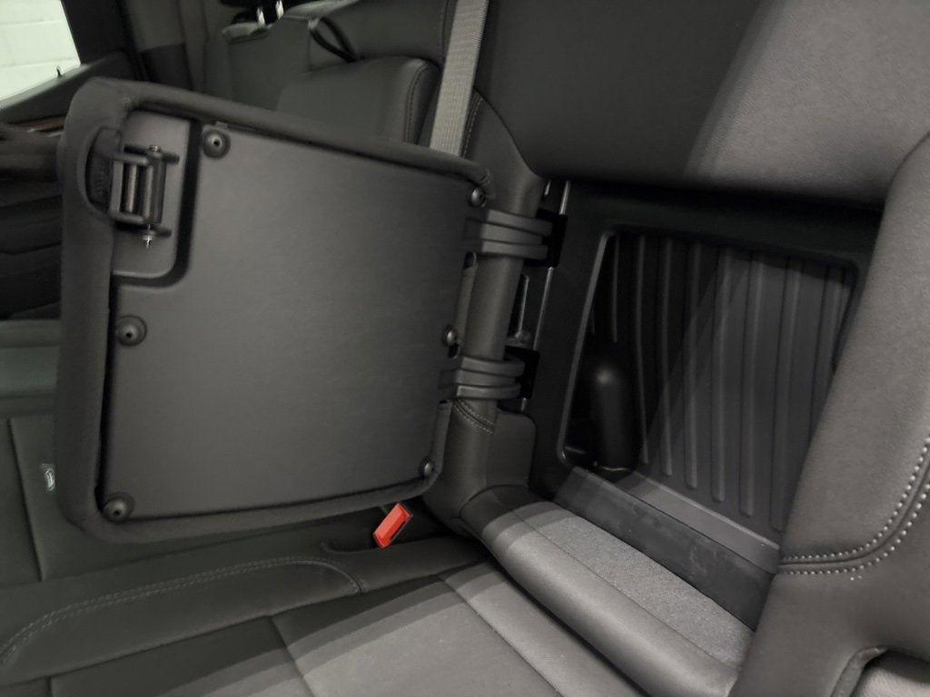 2026 Chevrolet Silverado 1500 LT Trail Boss Crew Cab Standard Box 4WD