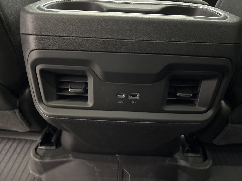 2026 Chevrolet Silverado 1500 LT Trail Boss Crew Cab Standard Box 4WD