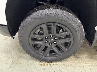 2026 Chevrolet Silverado 1500 LT Trail Boss Crew Cab Standard Box 4WD