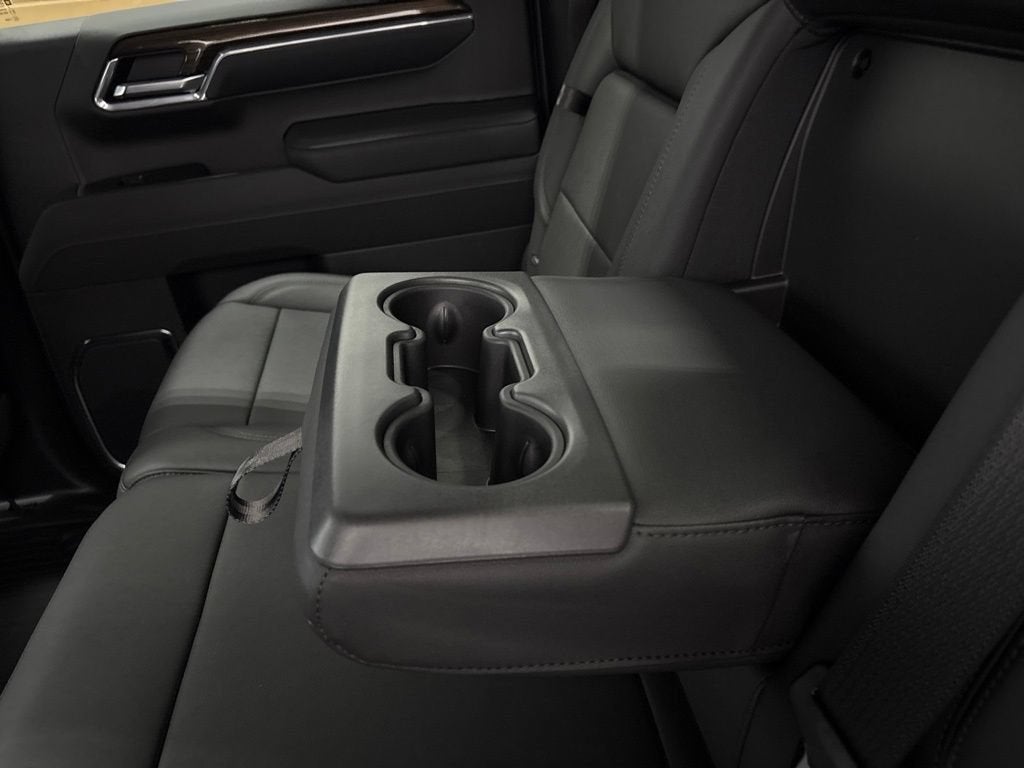 2026 Chevrolet Silverado 1500 LT Trail Boss Crew Cab Short Box 4WD