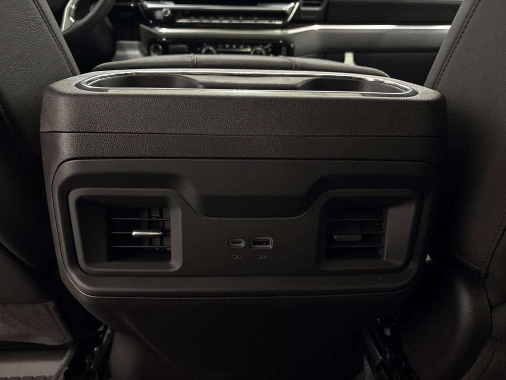 2026 Chevrolet Silverado 1500 LT Trail Boss Crew Cab Short Box 4WD