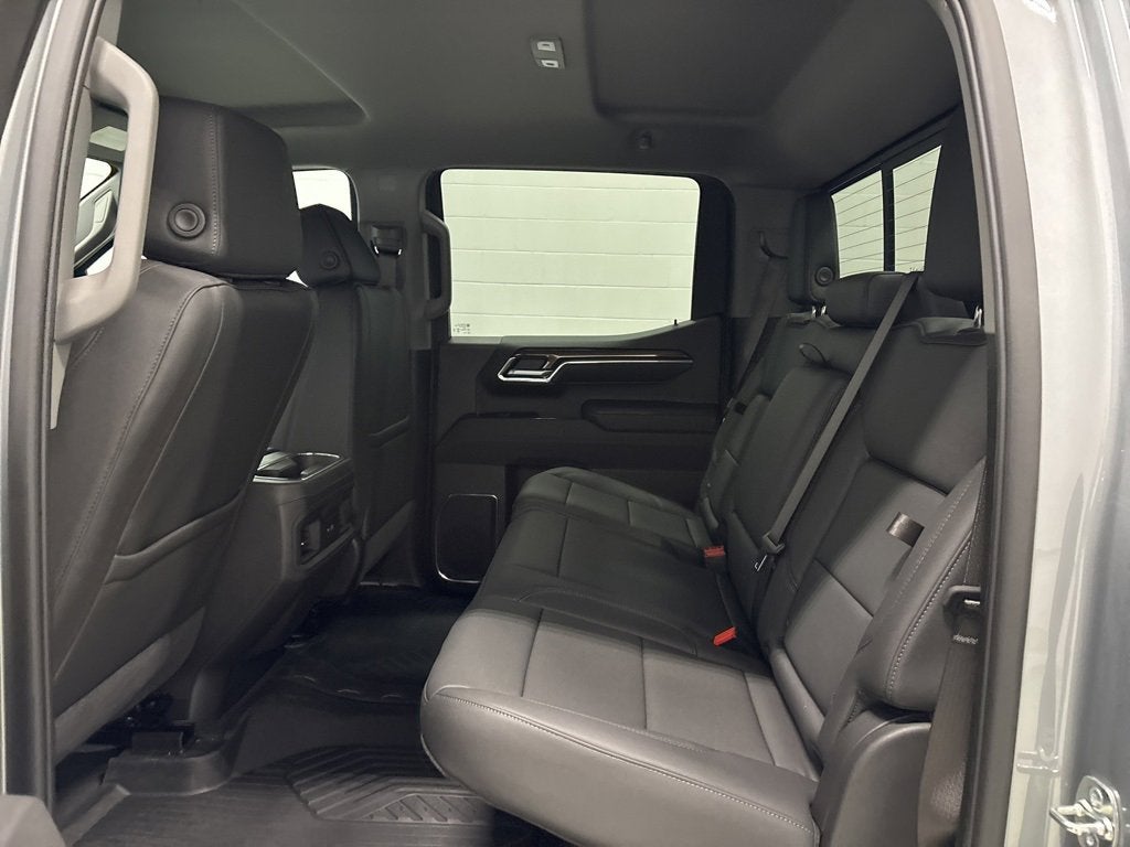 2026 Chevrolet Silverado 1500 LT Trail Boss Crew Cab Short Box 4WD