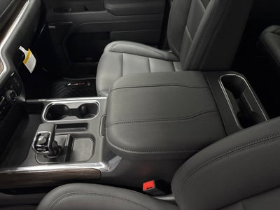 2026 Chevrolet Silverado 1500 LT Trail Boss Crew Cab Short Box 4WD