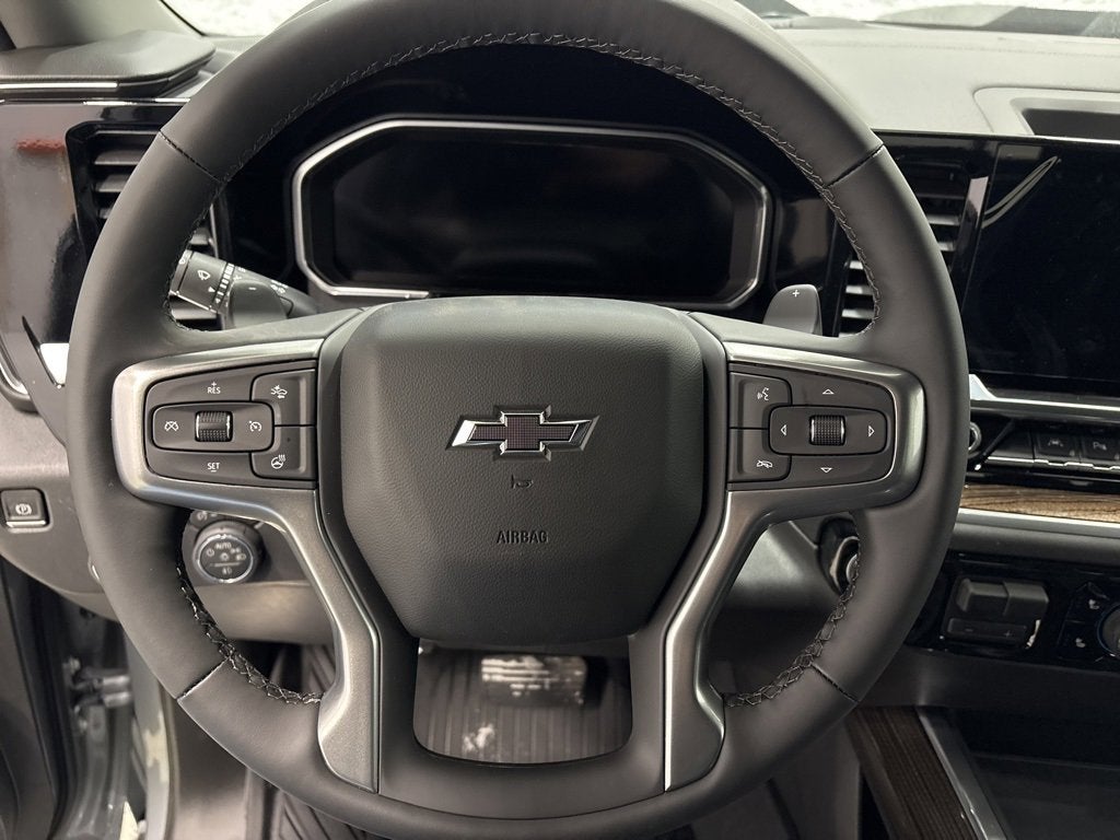 2026 Chevrolet Silverado 1500 LT Trail Boss Crew Cab Short Box 4WD